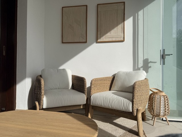 Adosado con 4 Dormitorios  en Estepona