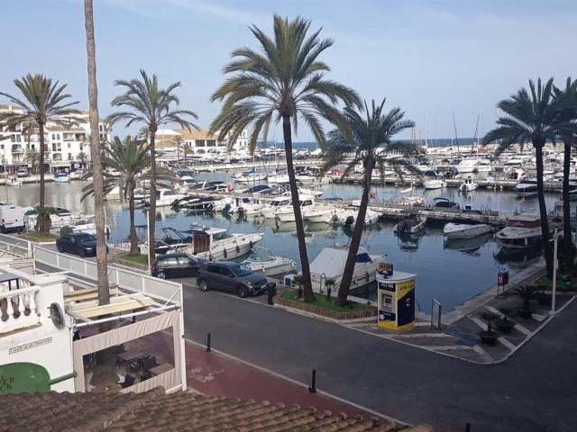 Penthouse in La Duquesa