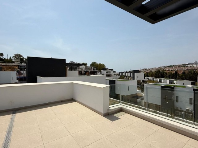 3 Bedrooms Villa in Estepona