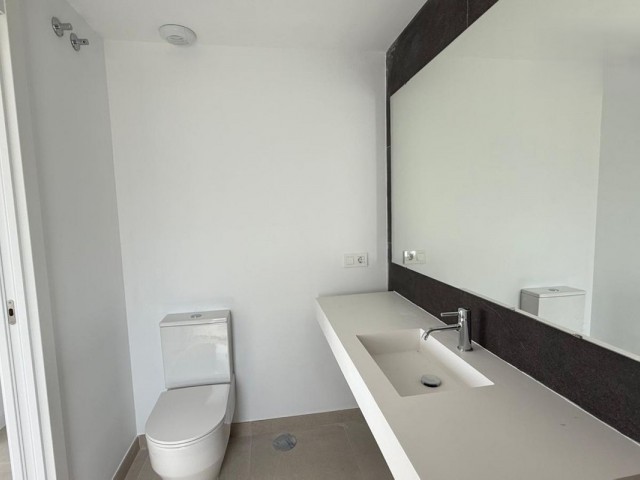 3 Bedrooms Villa in Estepona