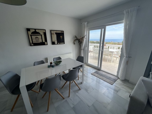 6 Bedrooms Villa in Calahonda