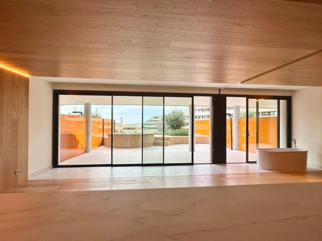 3 Bedrooms Apartment in Fuengirola