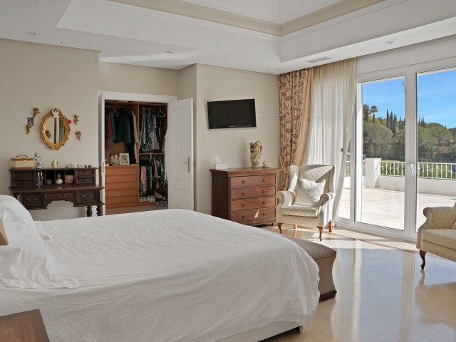 7 Bedrooms Villa in Nueva Andalucía