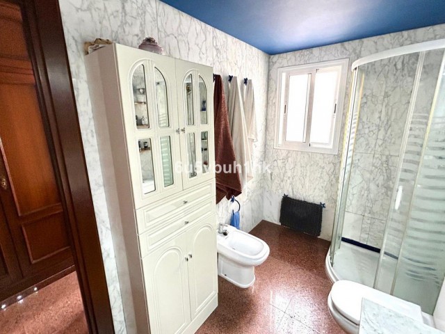 4 Sovrums Lägenhet i Fuengirola