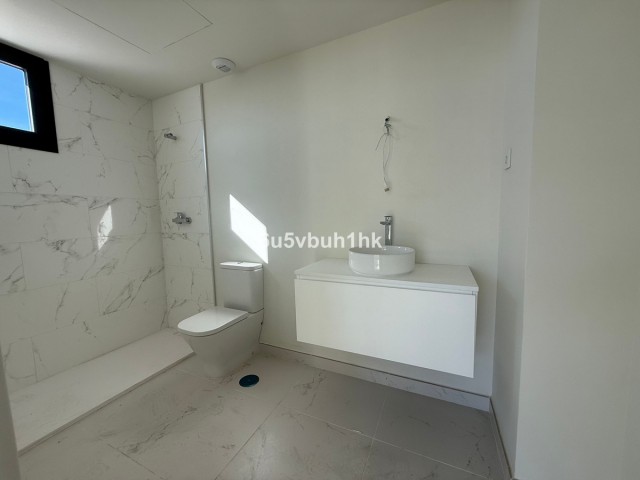 4 Bedrooms Townhouse in Benalmadena