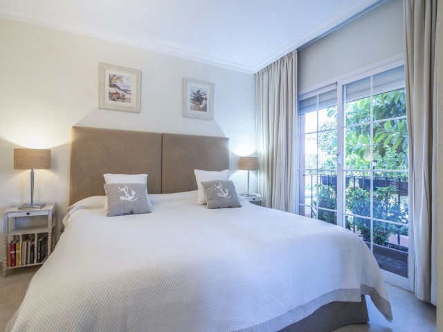 3 Bedrooms Apartment in Nueva Andalucía