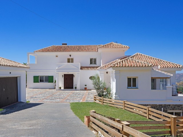 6 Schlafzimmer Villa in Mijas