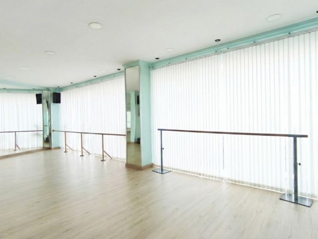 Liikekiinteistö Alhaurín el Grande