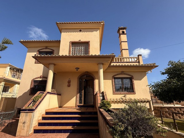 Huvila, Torremolinos