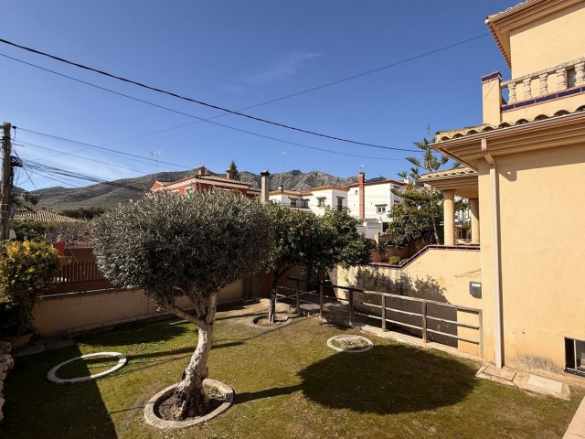 4 Makuuhuoneen Huvila Torremolinos