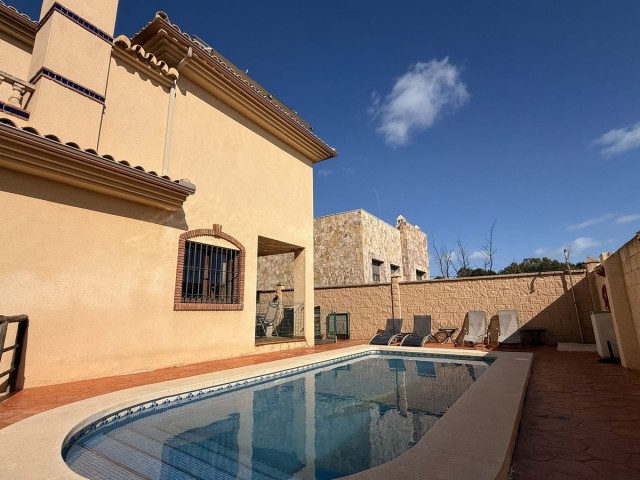 4 Schlafzimmer Villa in Torremolinos