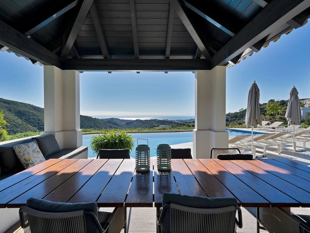 5 Soveroms Villa i Benahavís