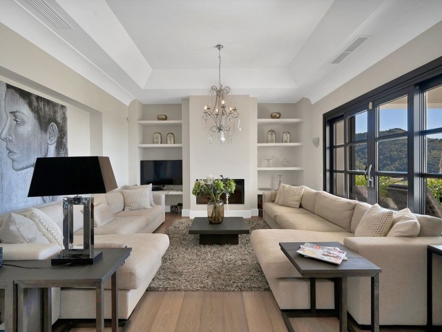 5 Sovrums Villa i Benahavís