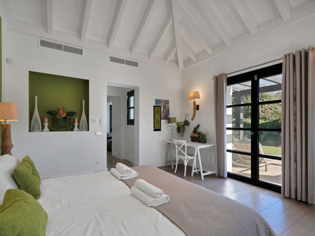 5 Sovrums Villa i Benahavís