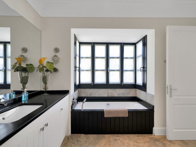 5 Sovrums Villa i Benahavís