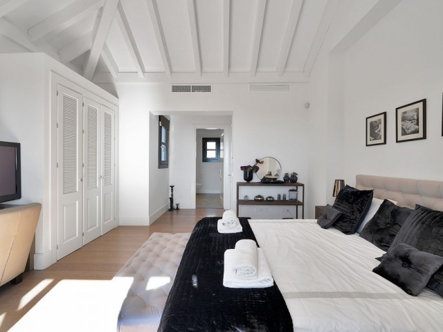 5 Sovrums Villa i Benahavís