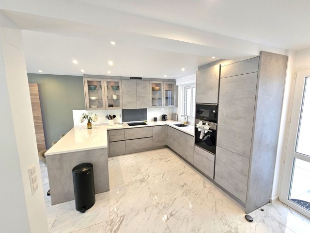 Maison mitoyenne avec 4 Chambres  à La Cala de Mijas