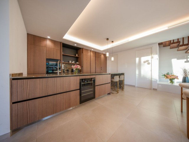 5 Sovrums Villa i Elviria