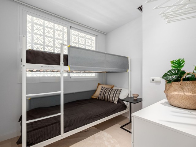 2 Bedrooms Apartment in Nueva Andalucía