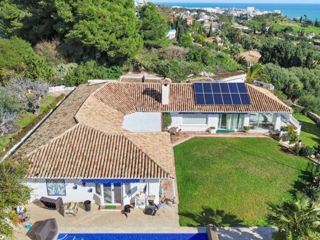 5 Schlafzimmer Villa in Benalmadena