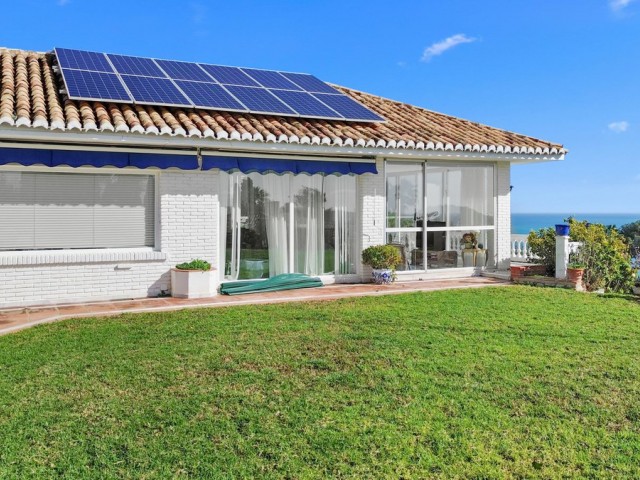 5 Schlafzimmer Villa in Benalmadena