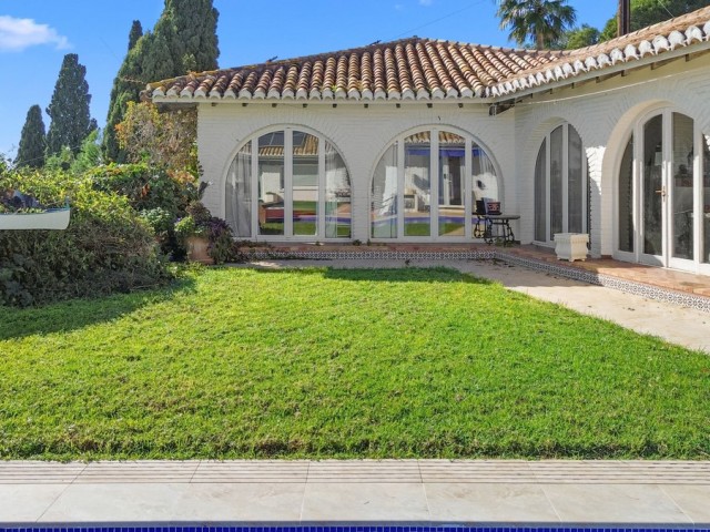 5 Schlafzimmer Villa in Benalmadena