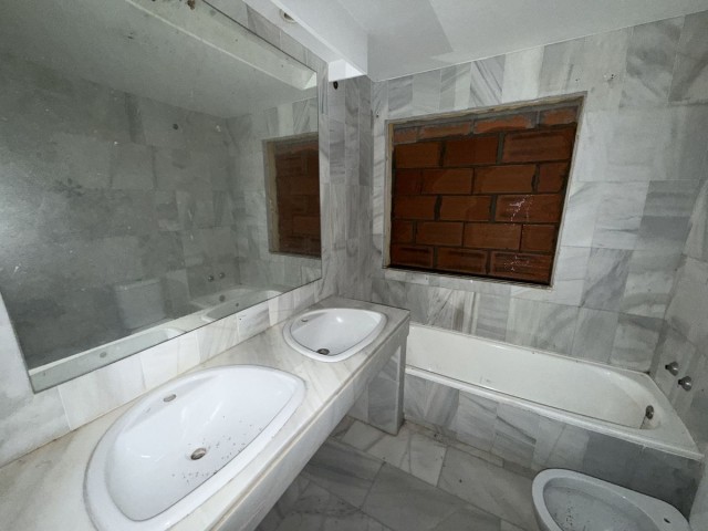 3 Makuuhuoneen Huvila Estepona