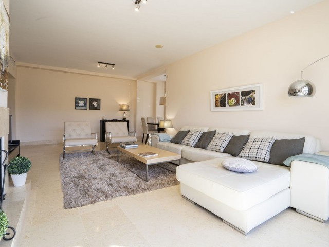 3 Schlafzimmer Apartment in Benahavís