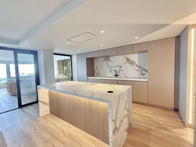 5 Slaapkamer Appartement in Puerto Banús