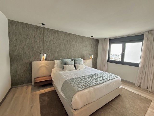 Appartement avec 5 Chambres  à Puerto Banús