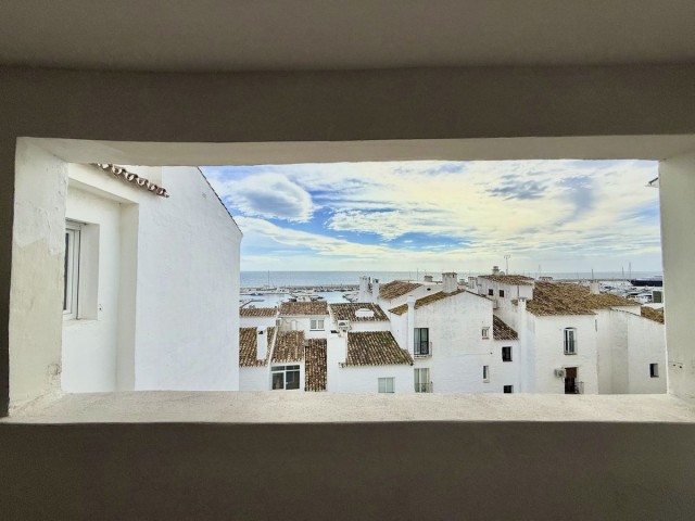 Appartement avec 5 Chambres  à Puerto Banús
