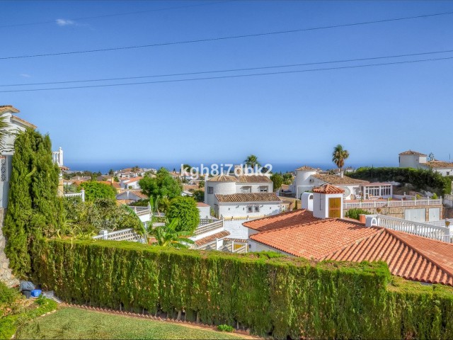 10 Soveroms Villa i Benalmadena