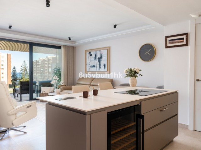 Apartamento con 2 Dormitorios  en Fuengirola