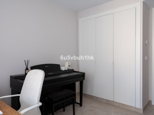 Apartamento con 2 Dormitorios  en Fuengirola
