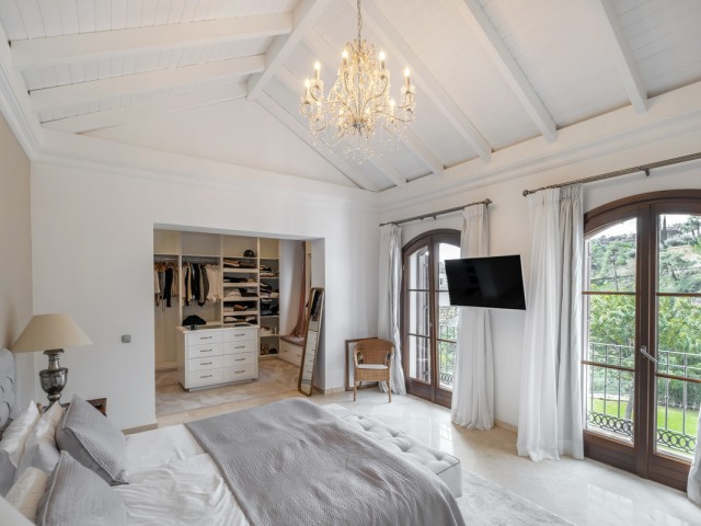 6 Bedrooms Villa in El Madroñal