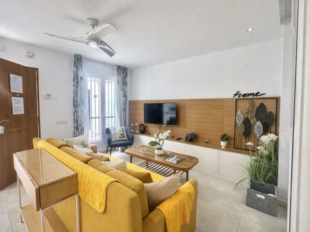 2 Bedrooms Townhouse in Marbella