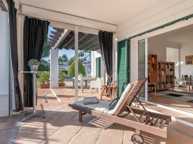 6 Soveroms Villa i Sotogrande