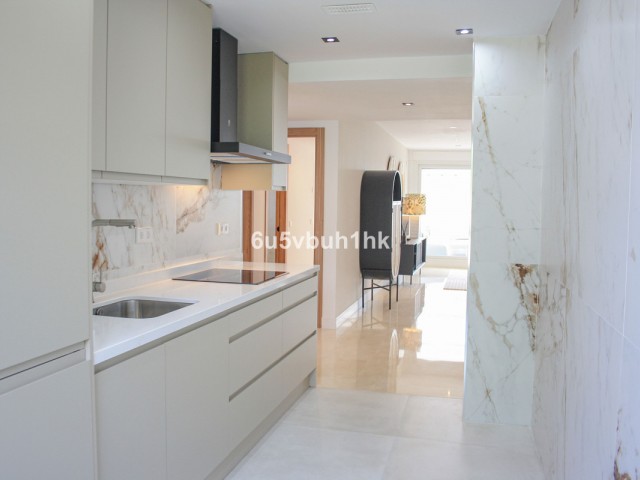 2 Sovrums Lägenhet i Marbella