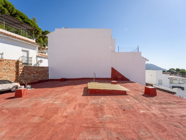 4 Schlafzimmer Reihenhaus in Mijas