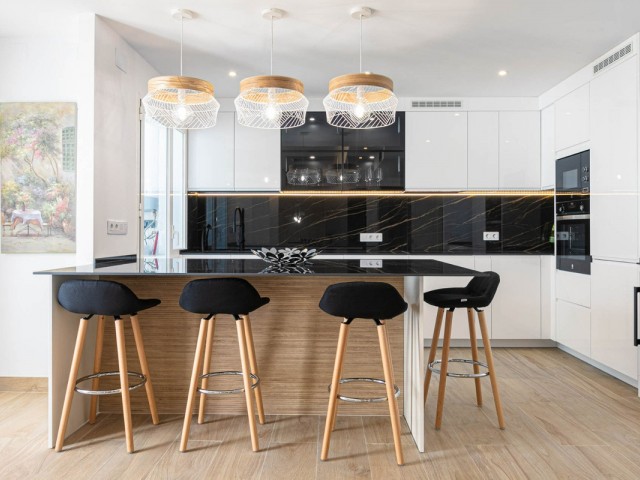 3 Bedrooms Apartment in Nueva Andalucía