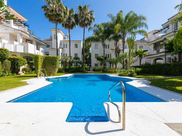 3 Bedrooms Apartment in Nueva Andalucía