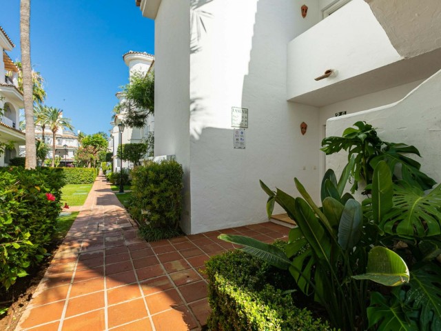 3 Bedrooms Apartment in Nueva Andalucía