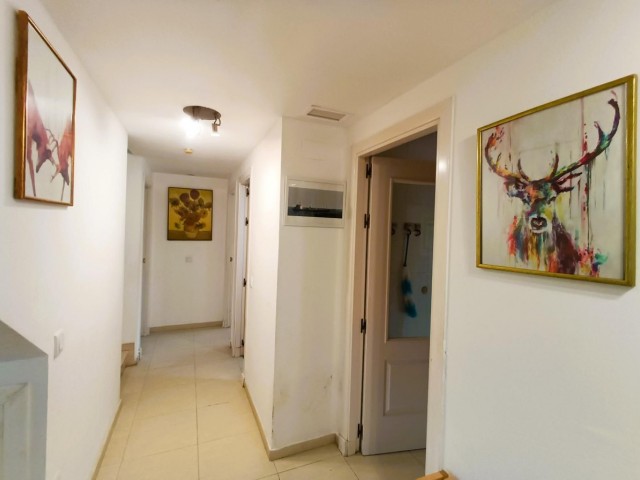 4 Bedrooms Apartment in Torrequebrada