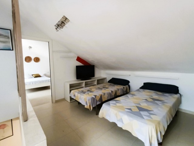 4 Bedrooms Apartment in Torrequebrada