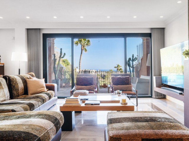 Appartement avec 3 Chambres  à Monte Halcones