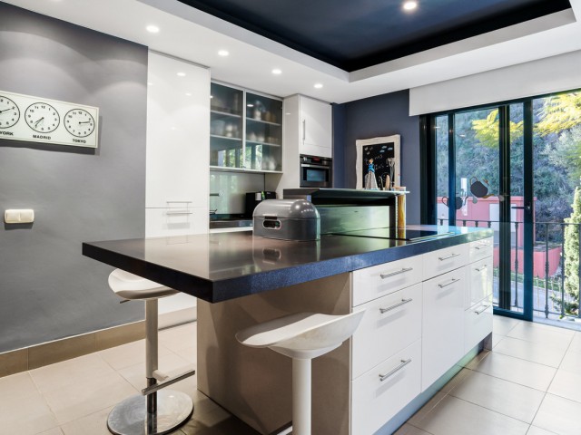 Appartement avec 3 Chambres  à Monte Halcones