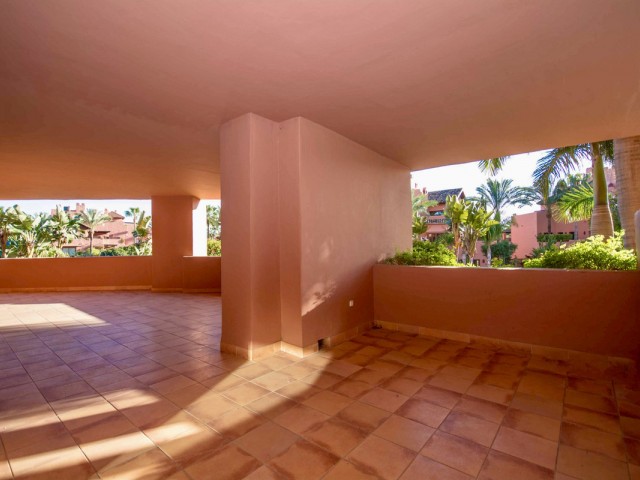 4 Slaapkamer Appartement in Estepona