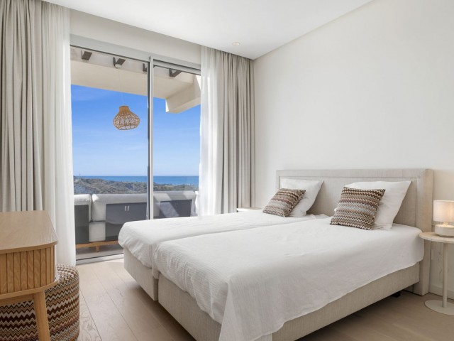 Ático con 3 Dormitorios  en Benahavís