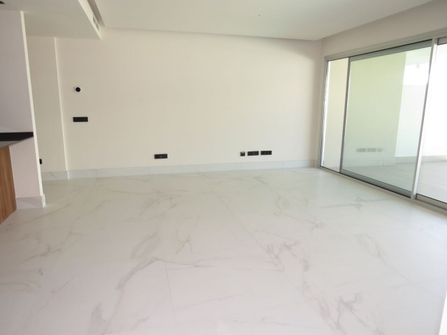 Appartement avec 3 Chambres  à San Pedro de Alcántara