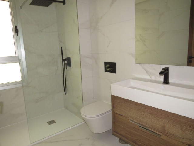 Appartement avec 3 Chambres  à San Pedro de Alcántara